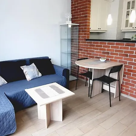Z Podziemnym Parkingiem Ulica Wroclawska Apartament